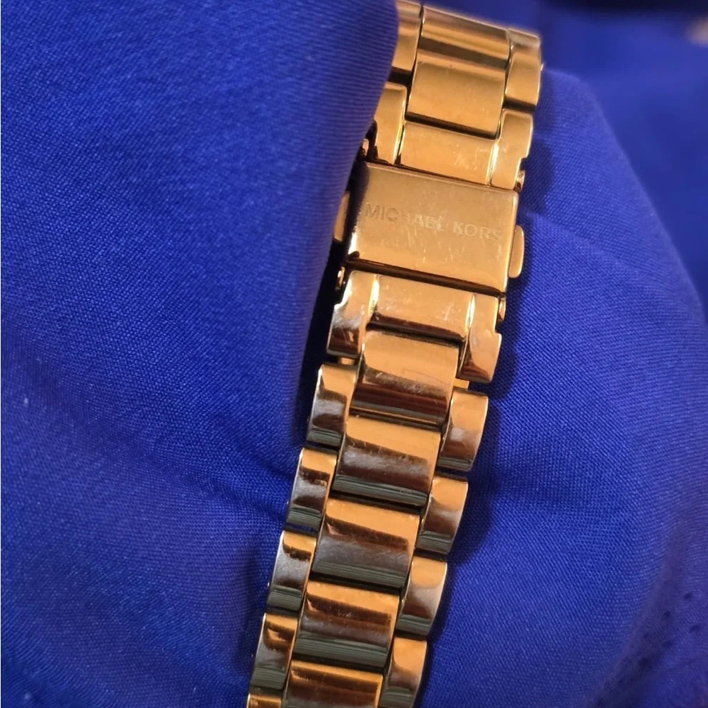Michael Kors Lauryn Rose Gold 38mm Luxury Womens Watch New battery